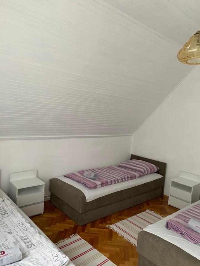 Апартаменты Kriszta Apartmanhaz Балатонлелле Экстерьер фото